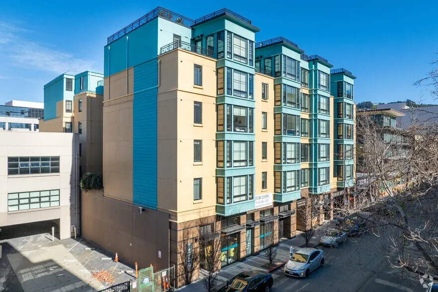 Addison Arts Apartments photo 1