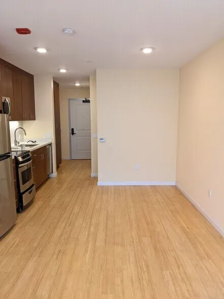 Addison Arts Apartments photo 3