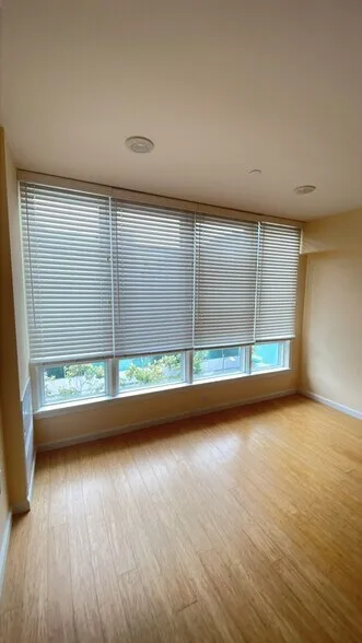Addison Arts Apartments photo 5
